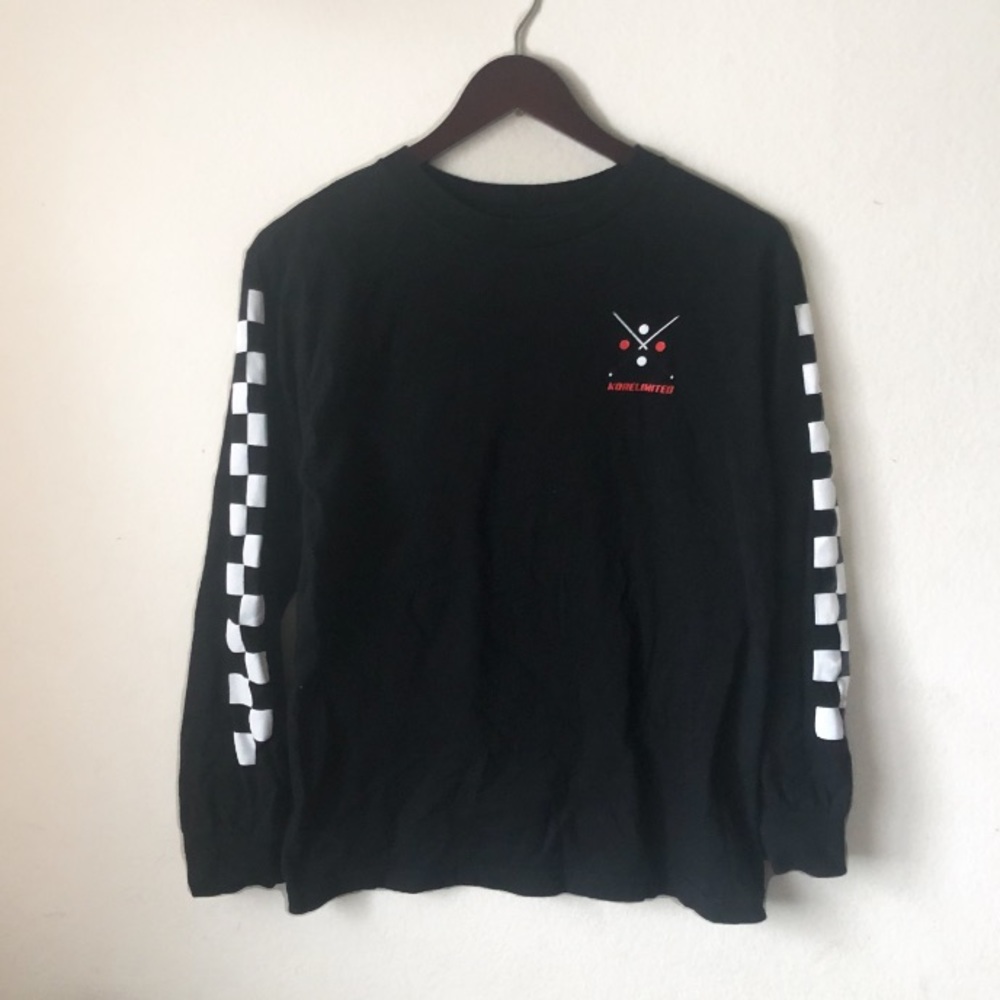 Korelimited Checkered Long Sleeve Graphic Tee